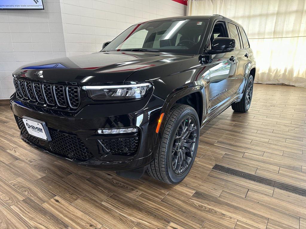 new 2025 Jeep Grand Cherokee car, priced at $61,259