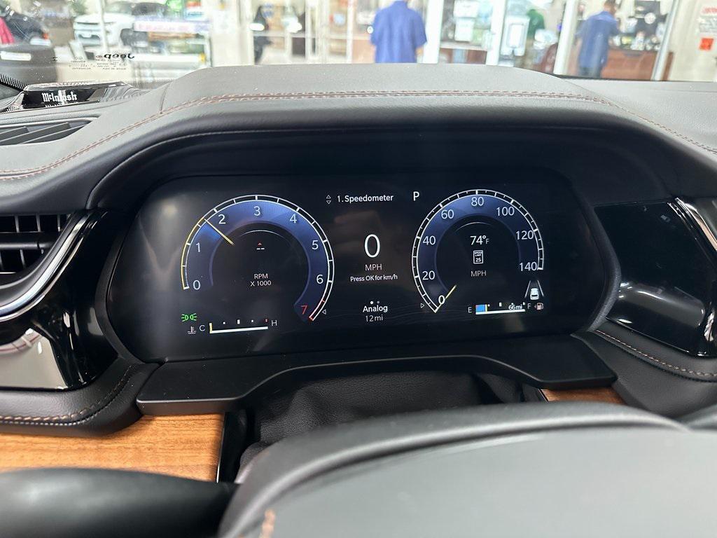 new 2025 Jeep Grand Cherokee car, priced at $61,649