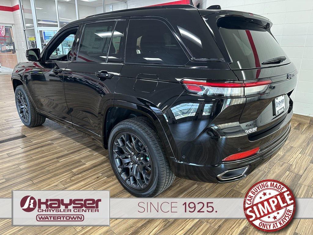 new 2025 Jeep Grand Cherokee car, priced at $61,649