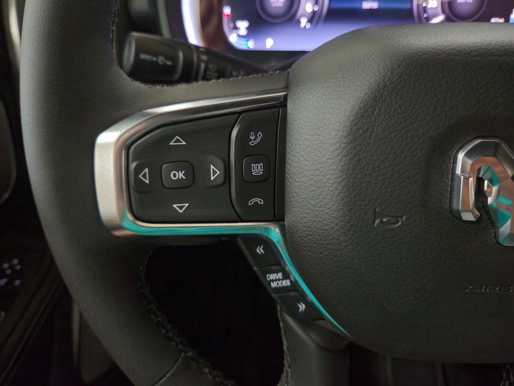 new 2025 Ram 1500 car, priced at $61,595