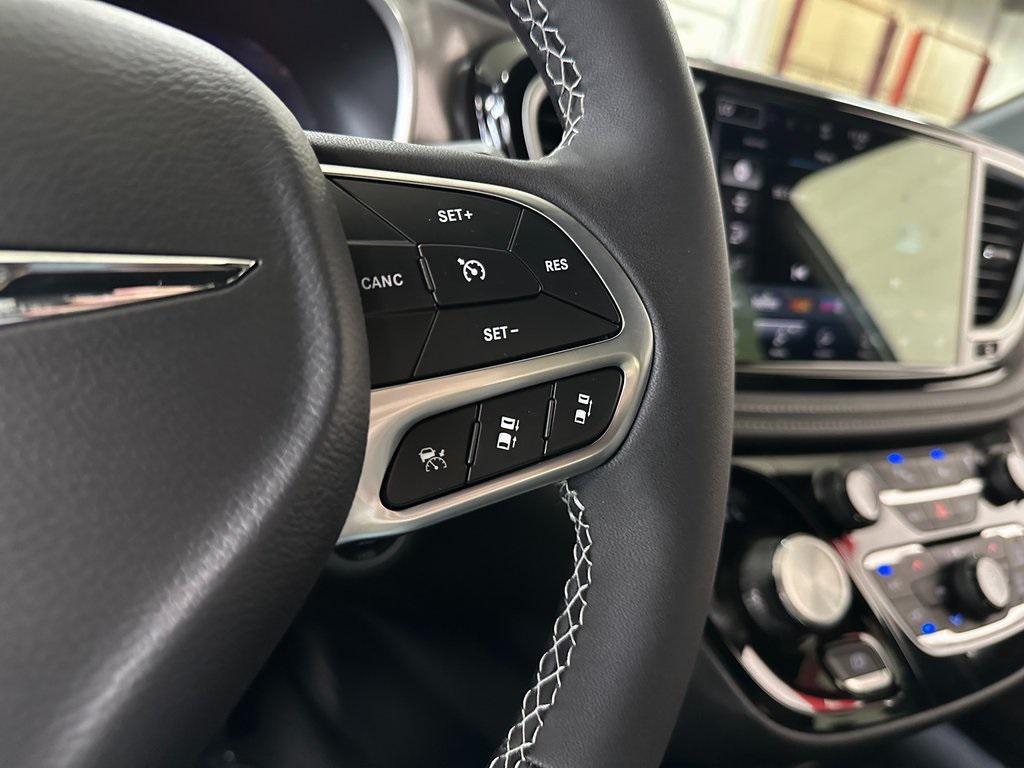 new 2026 Chrysler Pacifica car, priced at $42,985