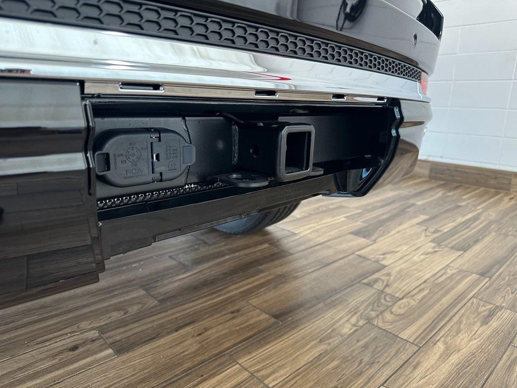 new 2025 Jeep Grand Cherokee car, priced at $57,790