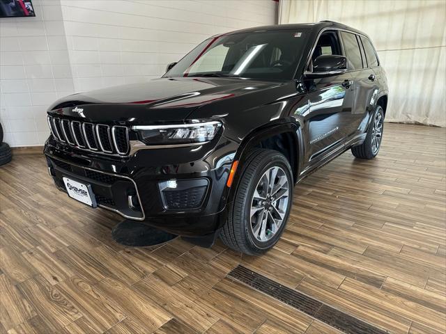 new 2025 Jeep Grand Cherokee car, priced at $57,400