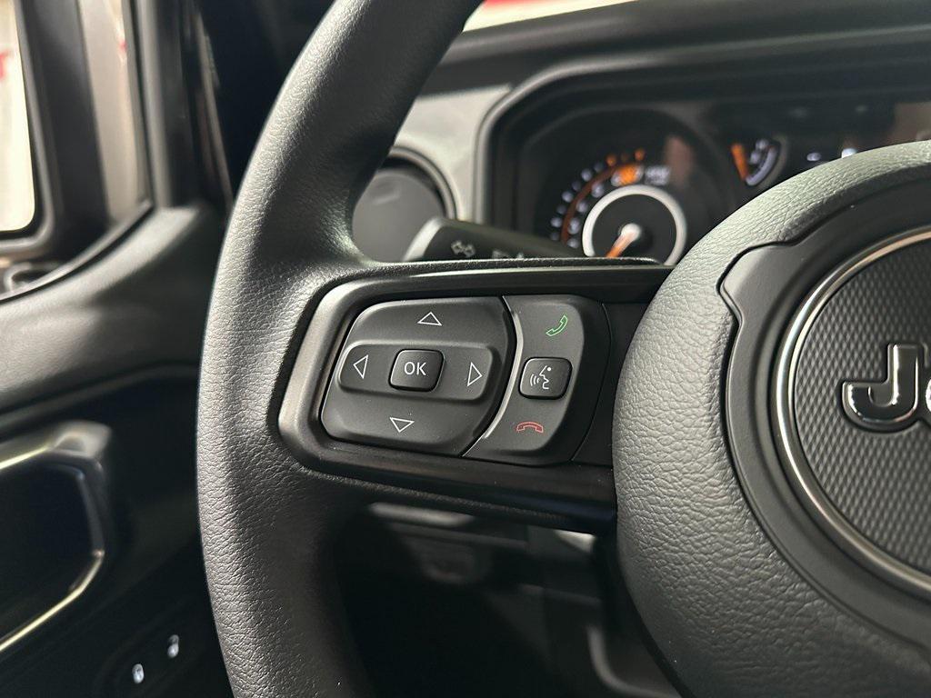 new 2026 Jeep Wrangler car, priced at $41,985