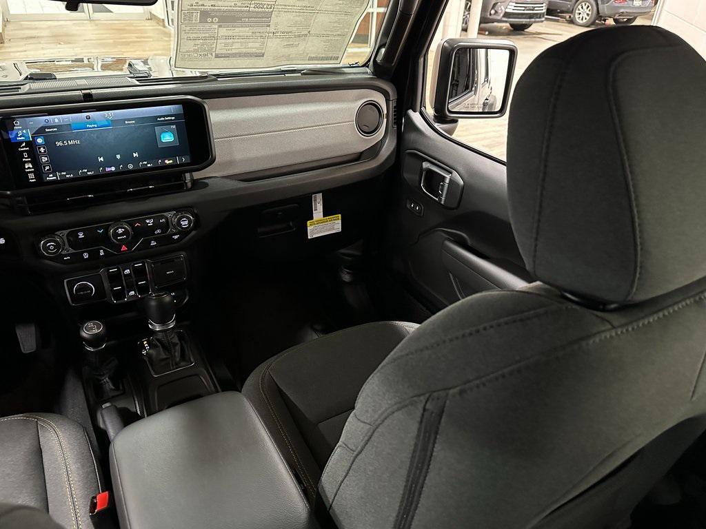 new 2026 Jeep Wrangler car, priced at $41,985