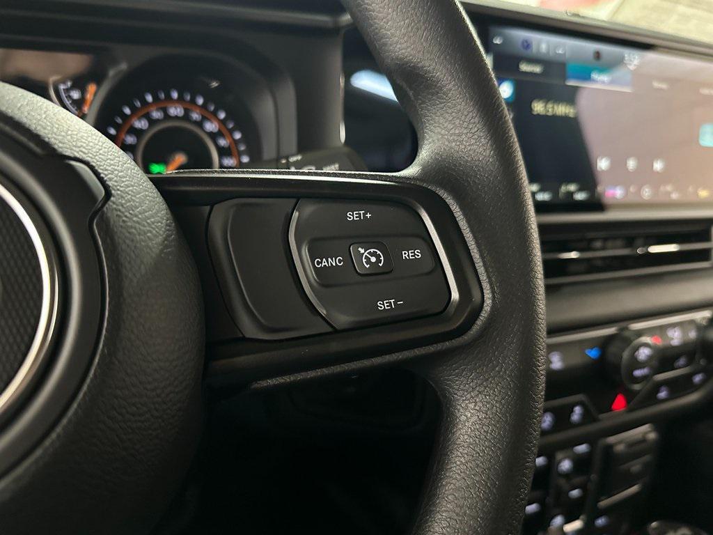 new 2026 Jeep Wrangler car, priced at $41,985