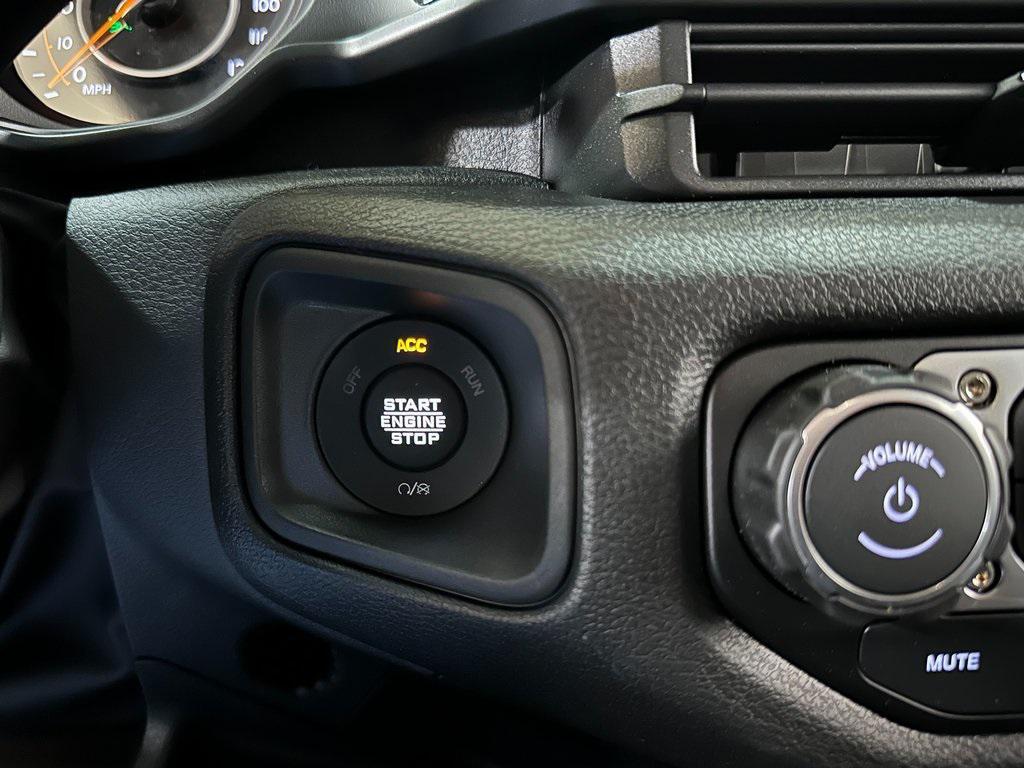 new 2026 Jeep Wrangler car, priced at $41,985