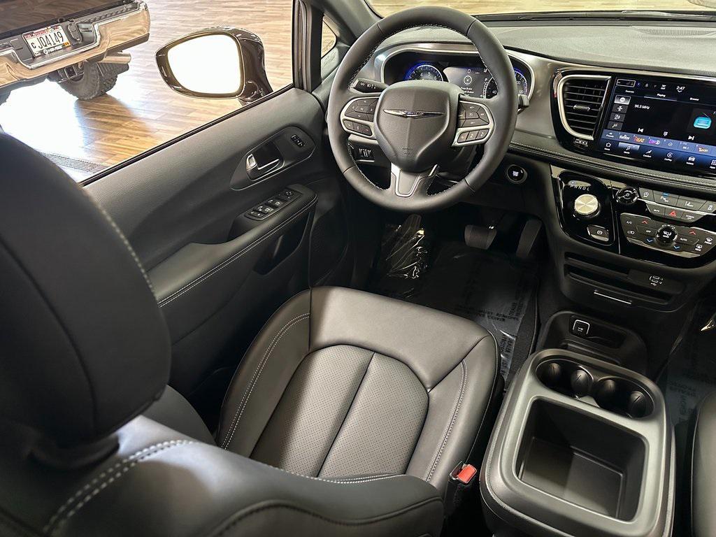 new 2026 Chrysler Pacifica car, priced at $39,540