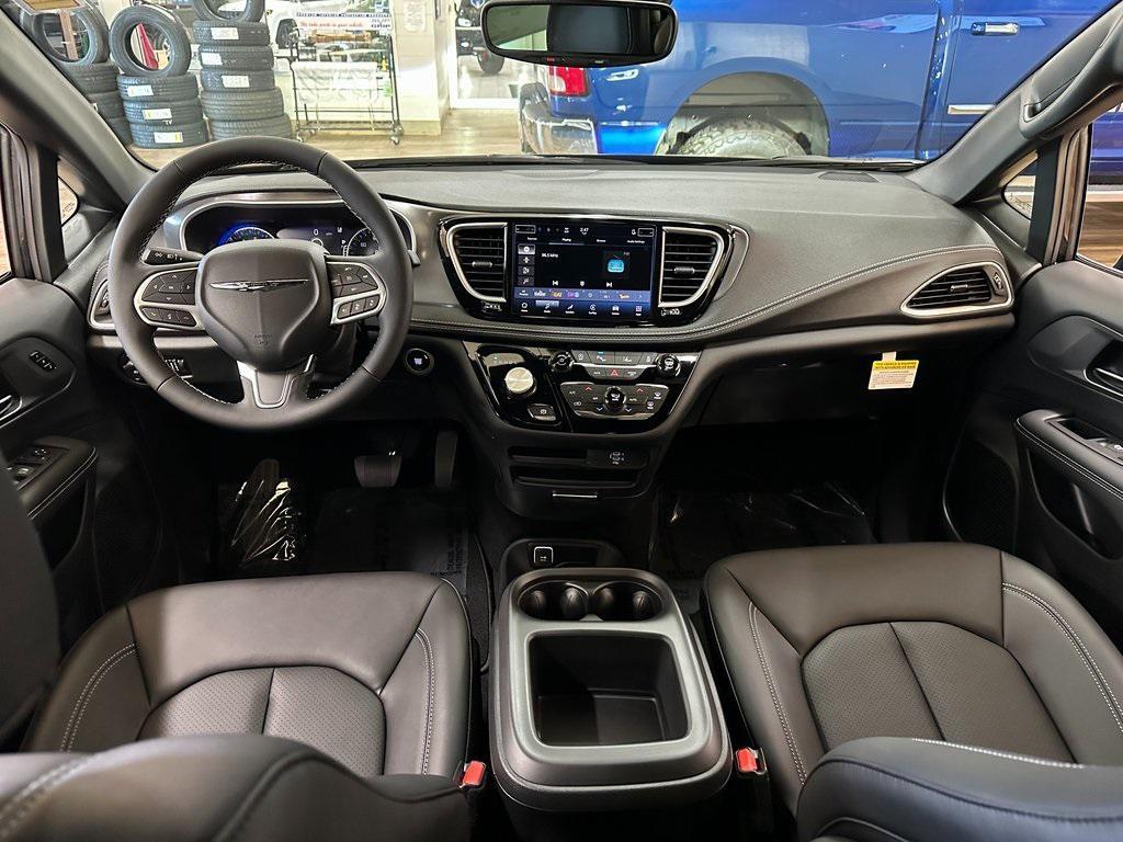 new 2026 Chrysler Pacifica car, priced at $39,540