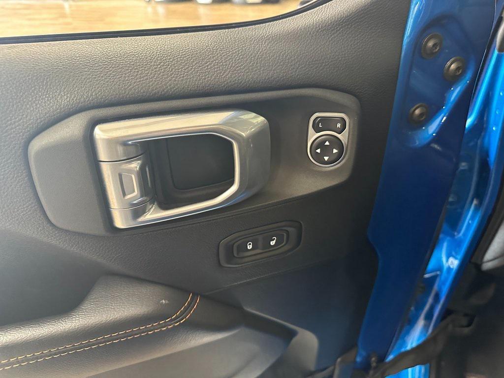 used 2020 Jeep Gladiator car, priced at $32,519