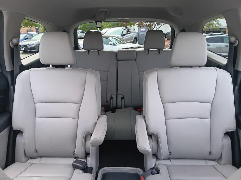 used 2022 Honda Pilot car, priced at $33,995