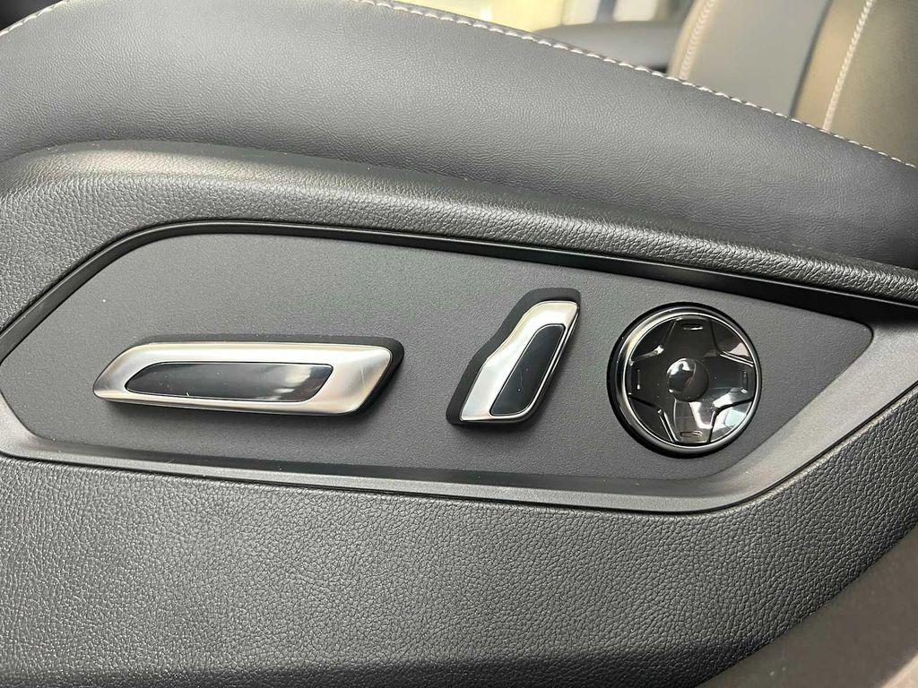 new 2025 Acura RDX car, priced at $48,650
