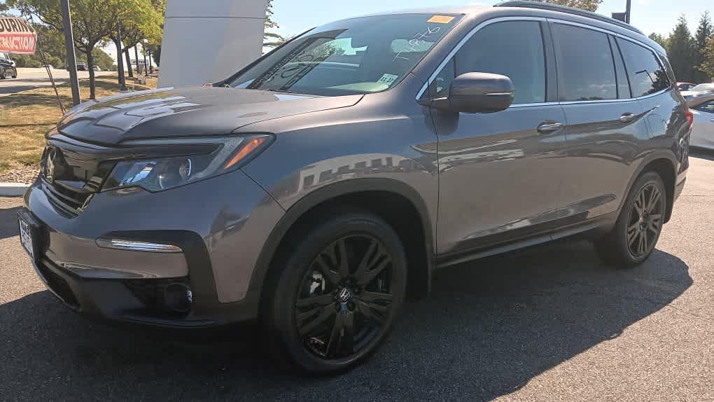 used 2022 Honda Pilot car, priced at $32,995