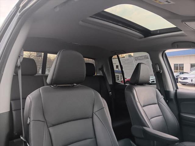 used 2022 Honda Ridgeline car, priced at $28,995