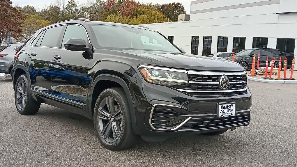 used 2022 Volkswagen Atlas Cross Sport car, priced at $28,995