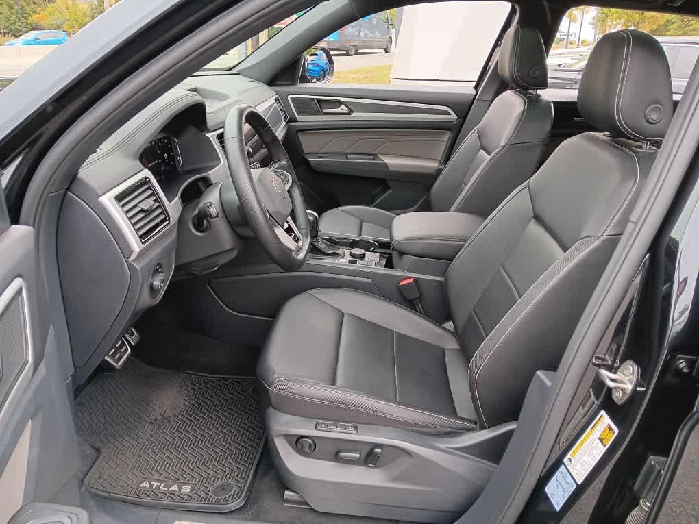 used 2022 Volkswagen Atlas Cross Sport car, priced at $28,995