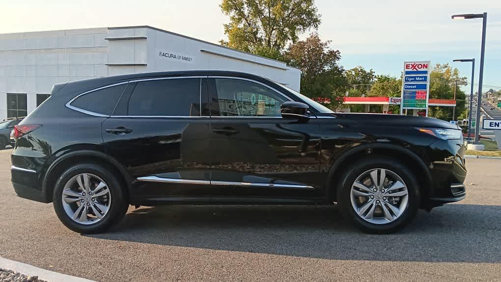 used 2025 Acura MDX car, priced at $46,995