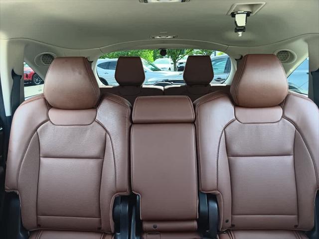 used 2020 Acura MDX car, priced at $24,995