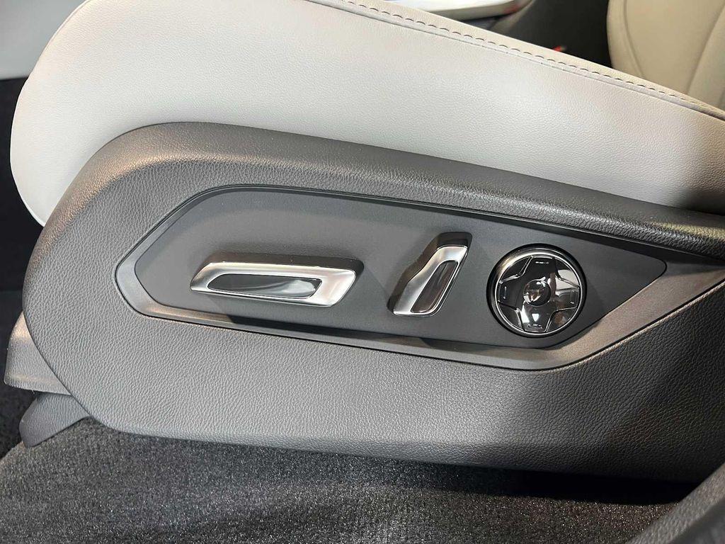 new 2026 Acura MDX car, priced at $60,750