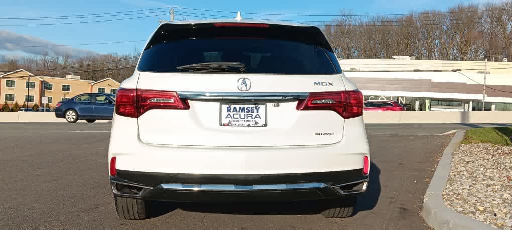 used 2020 Acura MDX car, priced at $27,395