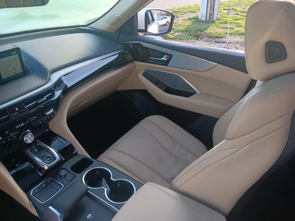 used 2023 Acura MDX car, priced at $37,595