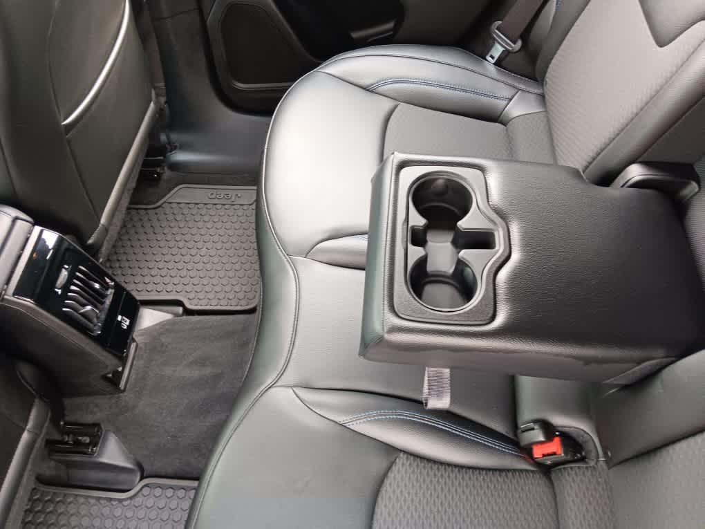 used 2022 Jeep Compass car, priced at $18,995