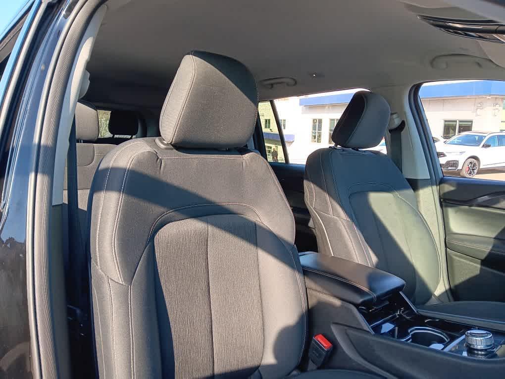 used 2021 Jeep Grand Cherokee L car, priced at $24,995