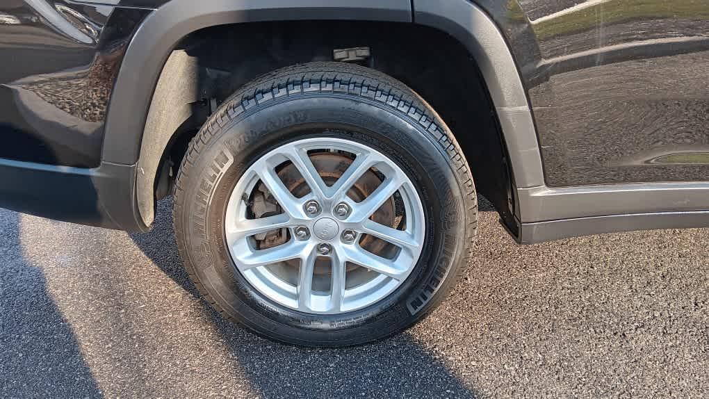 used 2021 Jeep Grand Cherokee L car, priced at $24,995