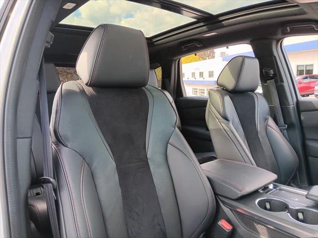 used 2022 Acura MDX car, priced at $38,995