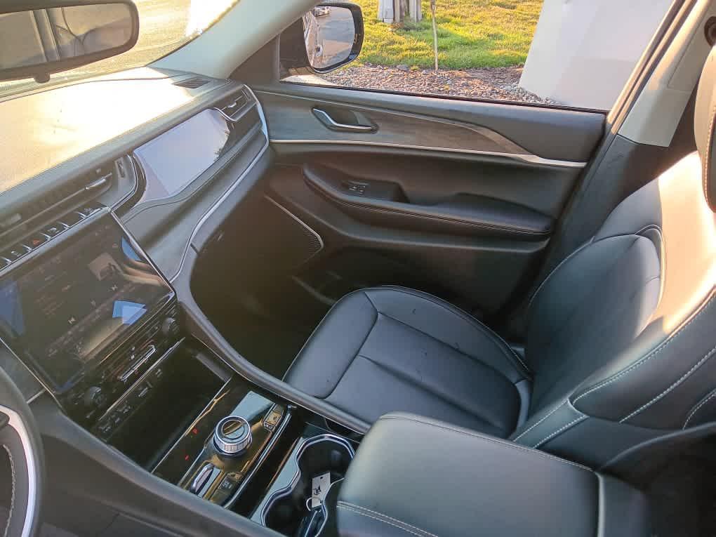 used 2023 Jeep Grand Cherokee 4xe car, priced at $24,995