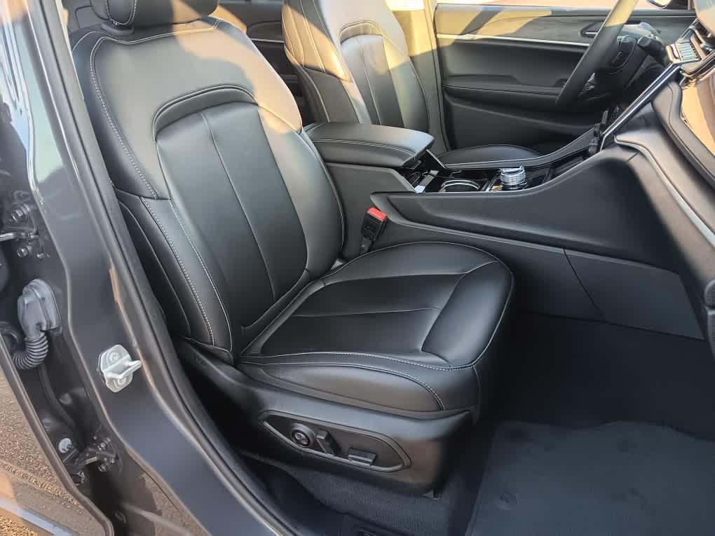 used 2023 Jeep Grand Cherokee 4xe car, priced at $24,995