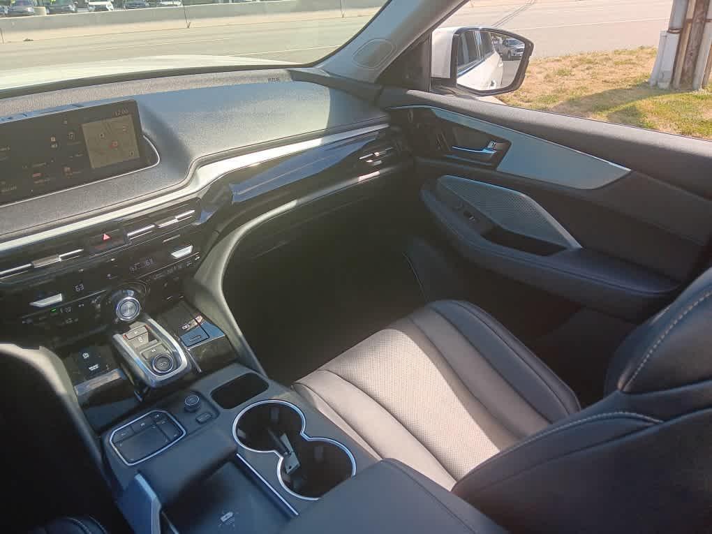 used 2023 Acura MDX car, priced at $38,594