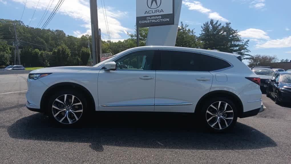 used 2023 Acura MDX car, priced at $38,594