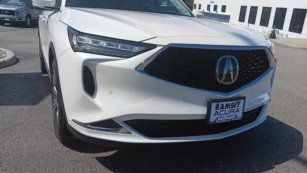 used 2023 Acura MDX car, priced at $38,594