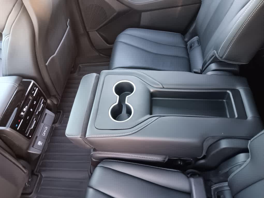 used 2023 Acura MDX car, priced at $42,995