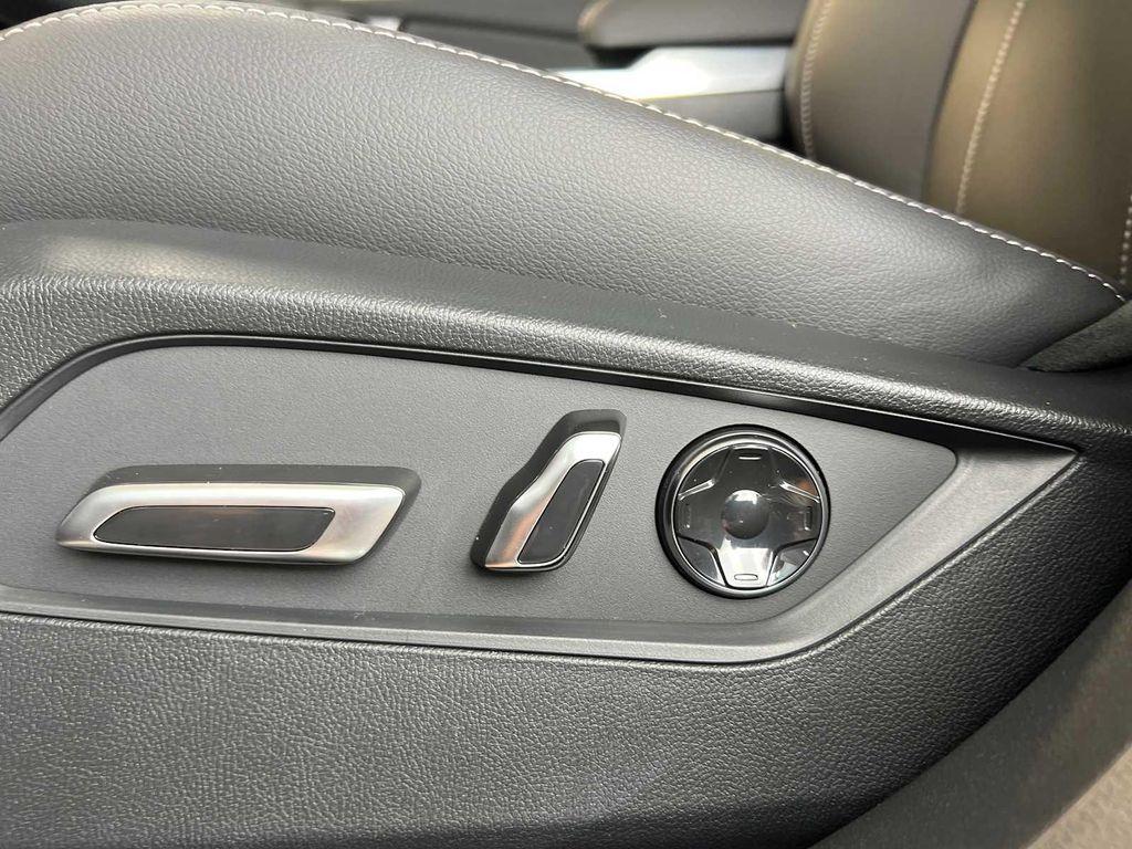 new 2025 Acura RDX car, priced at $46,650