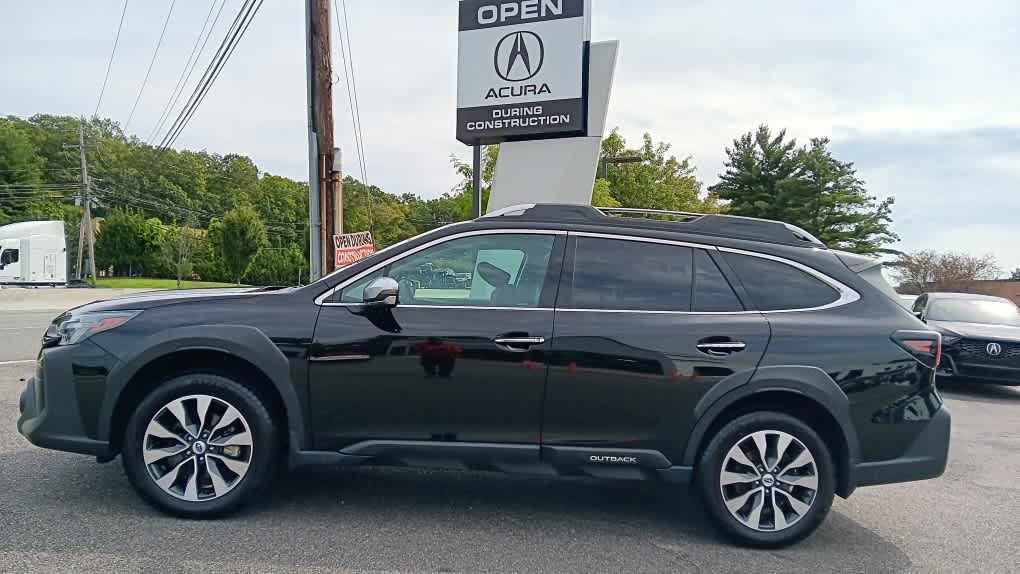 used 2023 Subaru Outback car, priced at $30,495