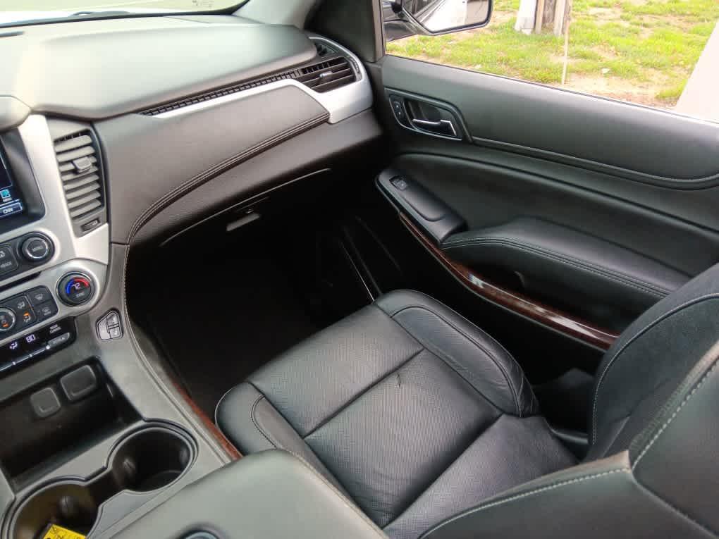 used 2019 GMC Yukon car, priced at $27,995