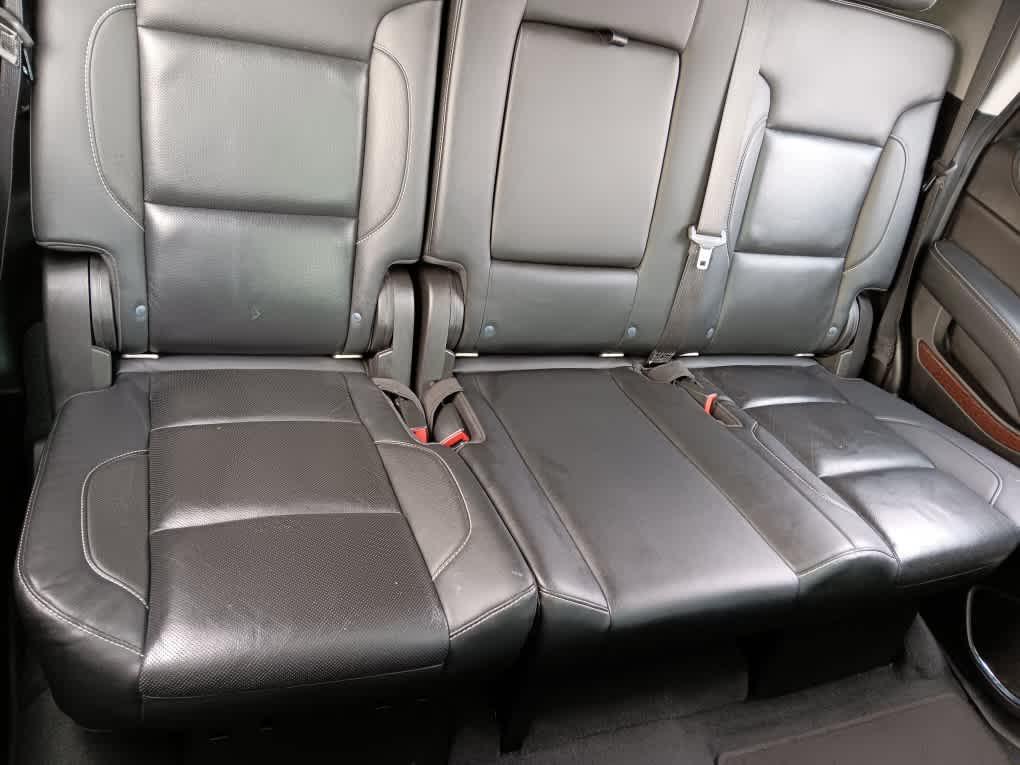 used 2019 GMC Yukon car, priced at $27,995