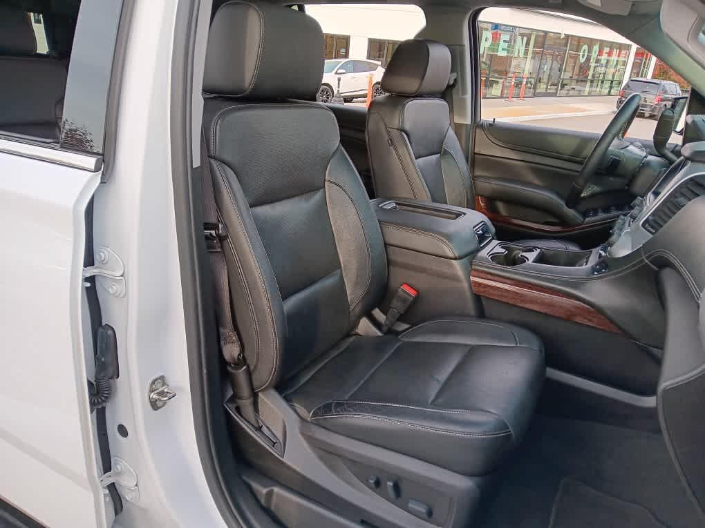 used 2019 GMC Yukon car, priced at $27,995