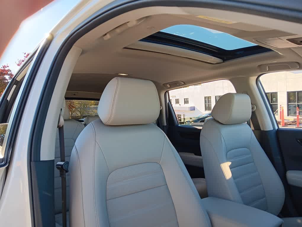 used 2024 Honda CR-V car, priced at $30,995