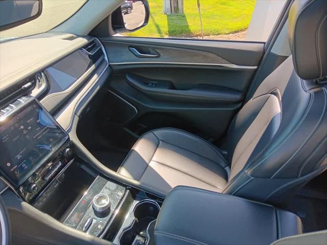 used 2023 Jeep Grand Cherokee 4xe car, priced at $27,495