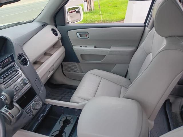 used 2013 Honda Pilot car, priced at $13,995