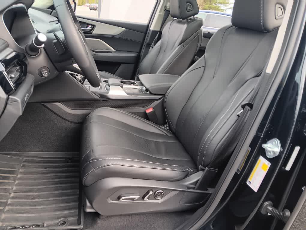 used 2023 Acura MDX car, priced at $41,795