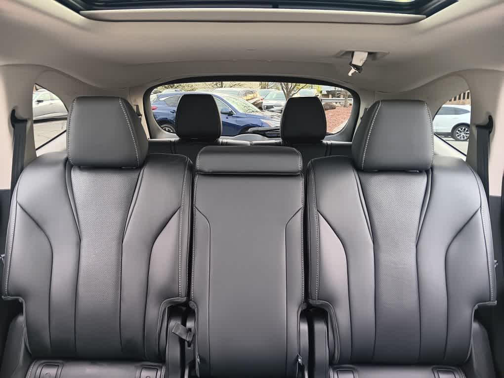 used 2023 Acura MDX car, priced at $41,795