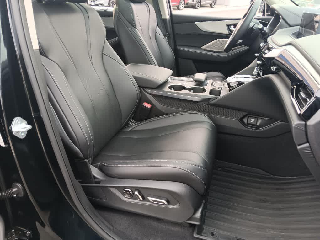 used 2023 Acura MDX car, priced at $41,795