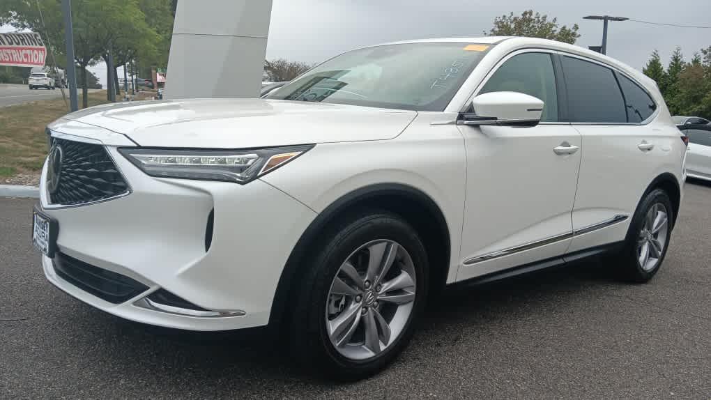 used 2023 Acura MDX car, priced at $34,995