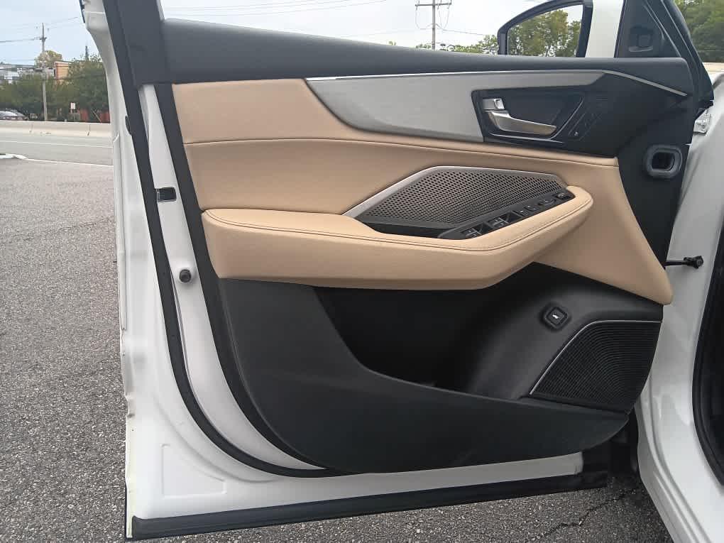 used 2023 Acura MDX car, priced at $34,995