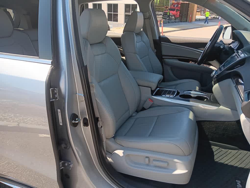 used 2018 Acura MDX car, priced at $20,995