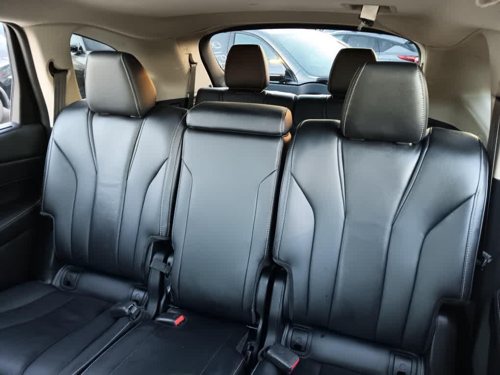 used 2023 Acura MDX car, priced at $40,995